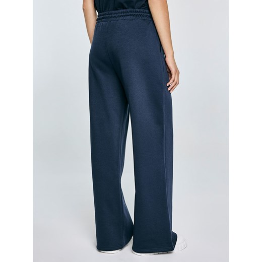 BIG STAR Spodnie dresowe &quot;Madelinap&quot; w kolorze granatowym L okazja Limango Polska