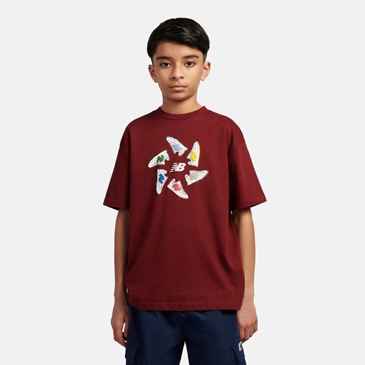 Koszulka dziecięca New Balance LAKB0340MHB – bordowa - id: 3215990 - marki New Balance - 187240375 Koszulka dziecięca New Balance LAKB0340MHB – bordowa ze sklepu New Balance Poland w kategorii T-shirty chłopięce - zdjęcie 187240375