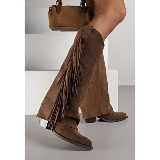 Brązowe Kozaki Kowbojki na Stożku z Cholewką Imitującą Nogawkę z Frędzlami Monettea - id: 2555A-68-CAMEL - marki Renee - 187240506 Brązowe Kozaki Kowbojki na Stożku z Cholewką Imitującą Nogawkę z Frędzlami Monettea ze sklepu renee.pl w kategorii Kozaki damskie - zdjęcie 187240506