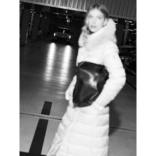 Mohito - Zimowy beżowy płaszcz - beżowy ze sklepu Mohito w kategorii Płaszcze damskie - zdjęcie 187242007