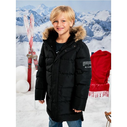 Sinsay - Kurtka ocieplana z kapturem - czarny ze sklepu Sinsay w kategorii Kurtki chłopięce - zdjęcie 187246136