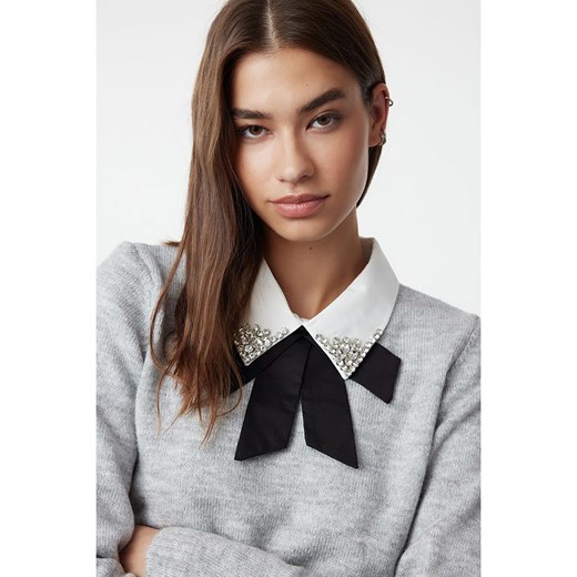 trendyol Sweter w kolorze szarym Trendyol L wyprzedaż Limango Polska