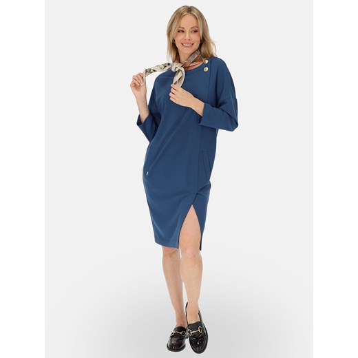 Niebieska sukienka dzianinowa z ozdobnymi guzikami L’AF Rossi 50 Eye For Fashion