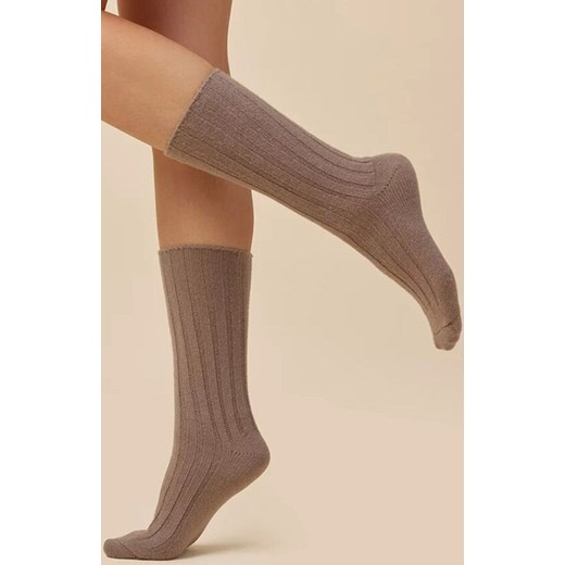 Wełniane skarpetki damskie latte SW069, Kolor latte, Rozmiar 35-38, Gabriella ze sklepu Intymna w kategorii Skarpetki damskie - zdjęcie 187253725