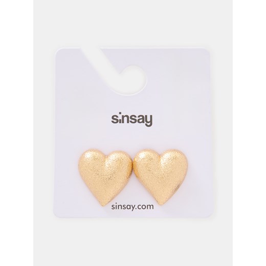 Sinsay - Kolczyki w kształcie serca z błyszczącym wykończeniem - złoty Sinsay One Size Sinsay