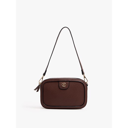 Mohito - Ciemnobrązowa torebka typu crossbody - ciemnobrązowy - id: 029HR-89X - marki Mohito - 187262877 Mohito - Ciemnobrązowa torebka typu crossbody - ciemnobrązowy ze sklepu Mohito w kategorii Listonoszki - zdjęcie 187262877