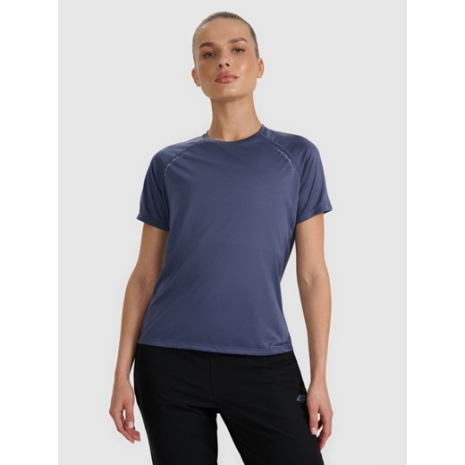 Damska koszulka do biegania 4F 4FWAW25TFTSF1502 - granatowa - id: 345787 - marki 4F - 187270347 Damska koszulka do biegania 4F 4FWAW25TFTSF1502 - granatowa ze sklepu Sportstylestory.com w kategorii Kurtki damskie - zdjęcie 187270347