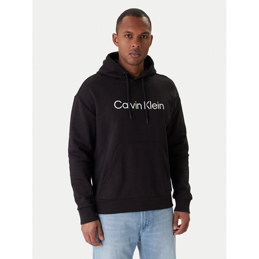 Calvin Klein Bluza Hero K10K111345 Czarny Regular Fit ze sklepu MODIVO w kategorii Bluzy męskie - zdjęcie 187270957