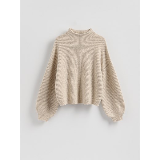 Reserved - Sweter z bufiastymi rękawami - beżowy - id: 394GP-08M - marki Reserved - 187275366 Reserved - Sweter z bufiastymi rękawami - beżowy ze sklepu Reserved w kategorii Swetry damskie - zdjęcie 187275366