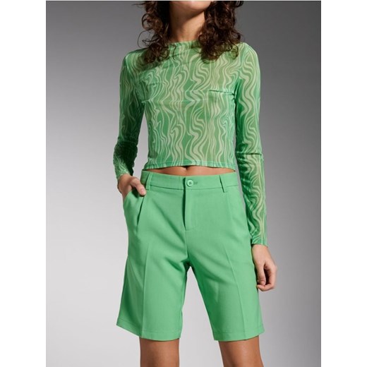 Sinsay - Szorty bermudy z domieszką wiskozy - zielony ze sklepu Sinsay w kategorii Szorty - zdjęcie 187276348