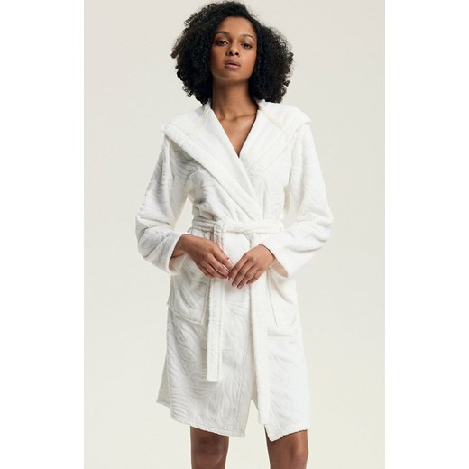 Hendrson szlafrok damski z kapturem Daryl 43612-01X, Kolor kremowy, Rozmiar L, Henderson - id: 221730 - marki Henderson - 187287417 Hendrson szlafrok damski z kapturem Daryl 43612-01X, Kolor kremowy, Rozmiar L, Henderson ze sklepu Primodo w kategorii Szlafroki damskie - zdjęcie 187287417