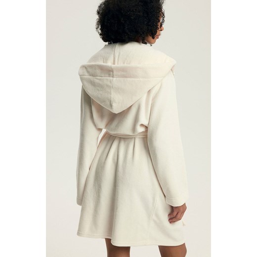 Henderson szlafrok damski z kapturem Darlan 43599-01X, Kolor kremowy, Rozmiar L, Henderson ze sklepu Primodo w kategorii Szlafroki damskie - zdjęcie 187287426