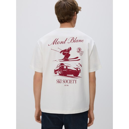 Reserved - T-shirt boxy z nadrukiem na plecach - złamana biel - id: 276FP-01X - marki Reserved - 187290537 Reserved - T-shirt boxy z nadrukiem na plecach - złamana biel ze sklepu Reserved w kategorii T-shirty męskie - zdjęcie 187290537