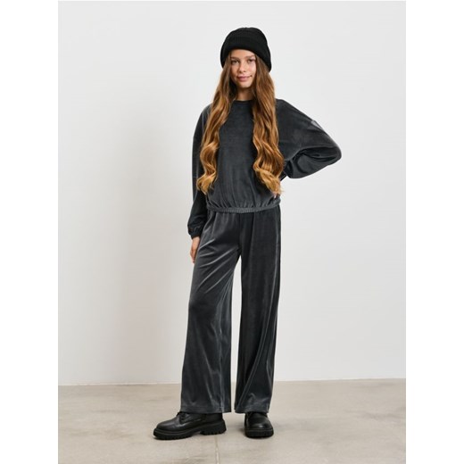 Sinsay - Welurowe spodnie wide leg - szary ze sklepu Sinsay w kategorii Spodnie dziewczęce - zdjęcie 187291688