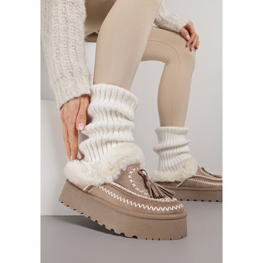 Ciemnobeżowe Śniegowce na Grubej Podeszwie z Haftem i Futerkiem Ezilune - id: 402019 - marki born2be - 187292349 Ciemnobeżowe Śniegowce na Grubej Podeszwie z Haftem i Futerkiem Ezilune ze sklepu born2be.pl w kategorii Śniegowce damskie - zdjęcie 187292349