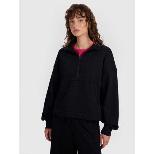 Damska bluza nierozpinana bez kaptura 4F 4FWAW25TSWSF1889 - czarna ze sklepu Sportstylestory.com w kategorii Bluzy damskie - zdjęcie 187293588