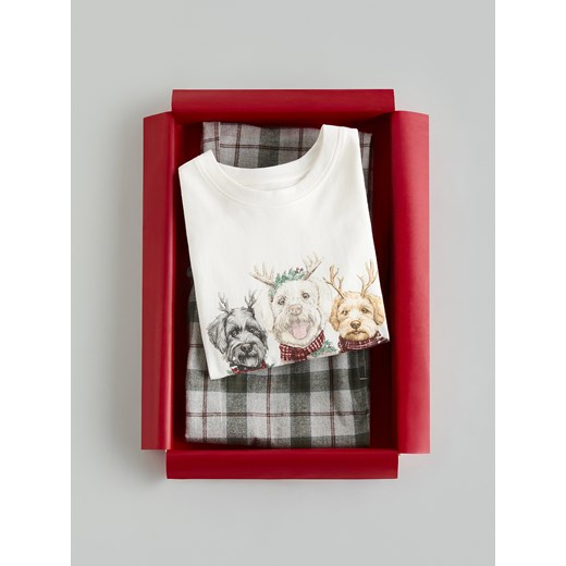 Reserved - Dwuczęściowa piżama z motywem świątecznym - złamana biel ze sklepu Reserved w kategorii Piżamy męskie - zdjęcie 187296475