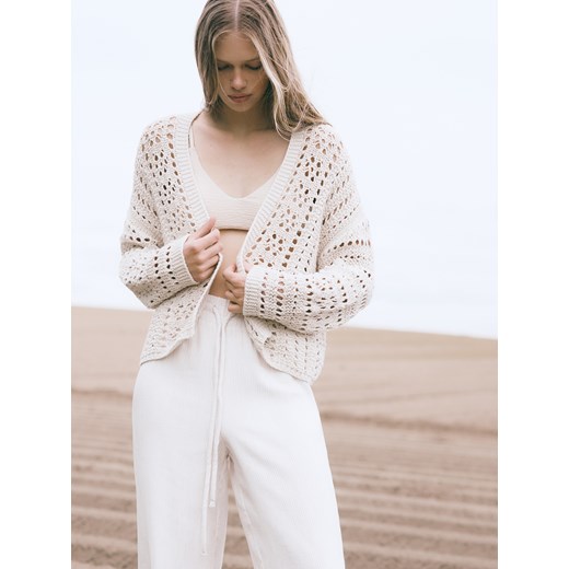 Reserved - Ażurowy kardigan - kremowy ze sklepu Reserved w kategorii Swetry damskie - zdjęcie 187301539