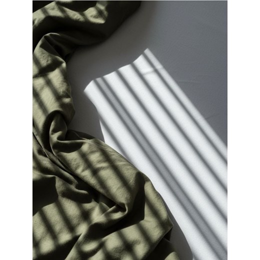 Sinsay - Prześcieradło z gumką - szary ze sklepu Sinsay w kategorii Prześcieradła - zdjęcie 187305998