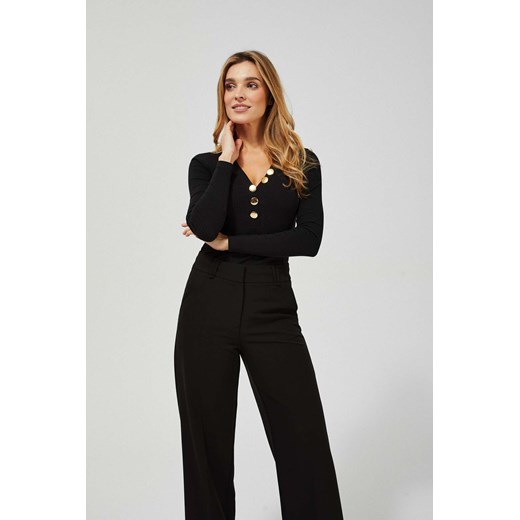 Bluzka z ozdobnymi guzikami ze sklepu Moodo.pl w kategorii Bluzki damskie - zdjęcie 187312767