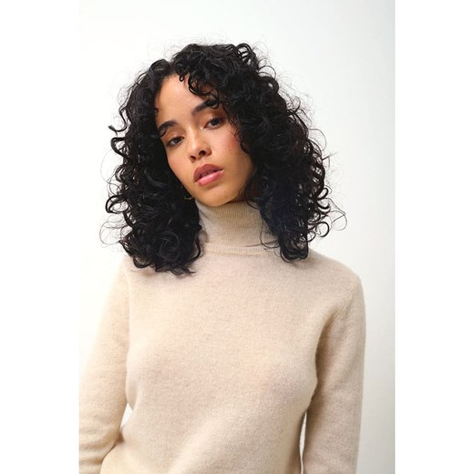 AUTHENTIC CASHMERE Kaszmirowy golf "Bise" w kolorze kremowym S wyprzedaż Limango Polska