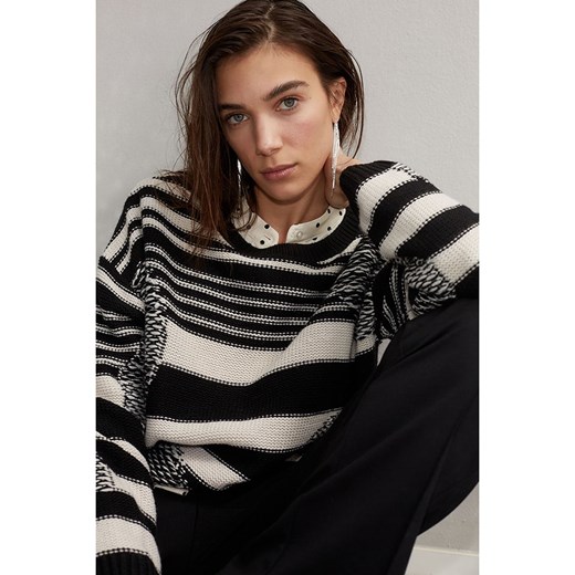 Oui Sweter w kolorze kremowo-czarnym 40 Limango Polska okazyjna cena