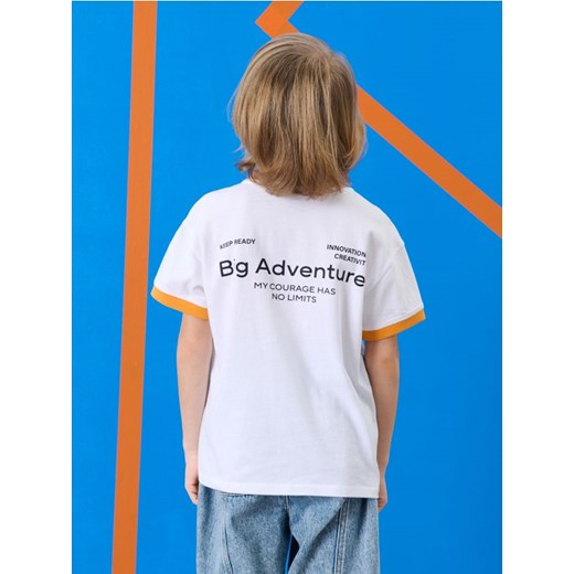 Sinsay - Koszulka z nadrukiem na plecach - biały ze sklepu Sinsay w kategorii T-shirty chłopięce - zdjęcie 187315995