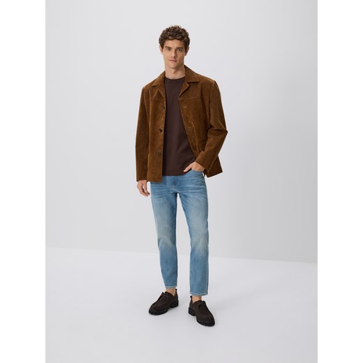 Reserved - Jeansy carrot slim z efektem sprania - niebieski ze sklepu Reserved w kategorii Jeansy męskie - zdjęcie 187318398