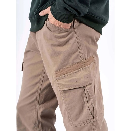 Męskie Spodnie Materiałowe Marcus Gerry Cargo 6080 Golden Sand 16-200146 Marcus W36 L32 YouNeedit.pl