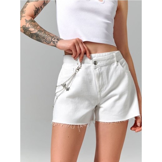 Sinsay - Szorty jeansowe - biały ze sklepu Sinsay w kategorii Szorty - zdjęcie 187329686