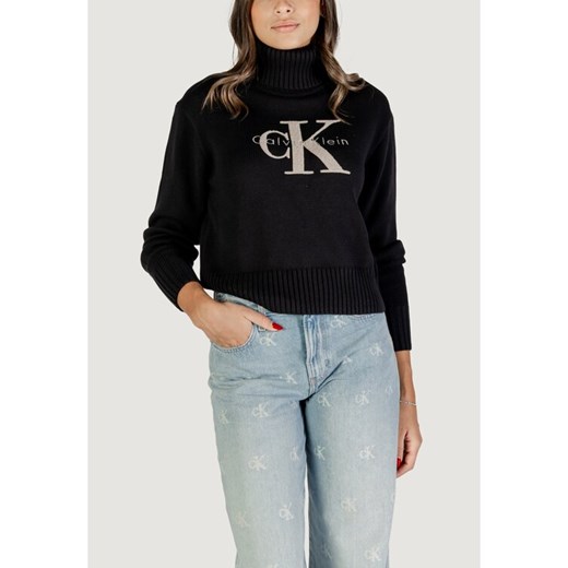Calvin Klein Jeans Sweter CHENILLE MONOLOGO SW Czarny Casual Fit ze sklepu MODIVO w kategorii Swetry damskie - zdjęcie 187330219