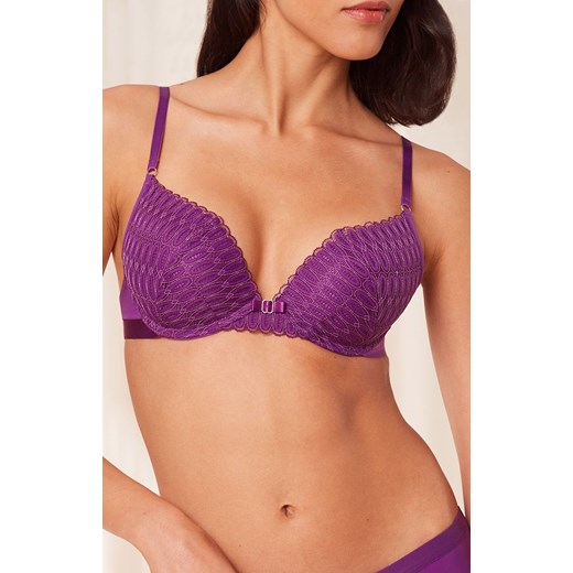 Triumph biustonosz push-up fioletowy Aura Spotlight T WHU 10216452, Kolor fioletowy, Rozmiar 75A, Triumph ze sklepu Primodo w kategorii Biustonosze - zdjęcie 187330929