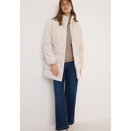 Cecil Płaszcz pikowany w kolorze kremowym ze sklepu Limango Polska w kategorii Kurtki damskie - zdjęcie 187336029
