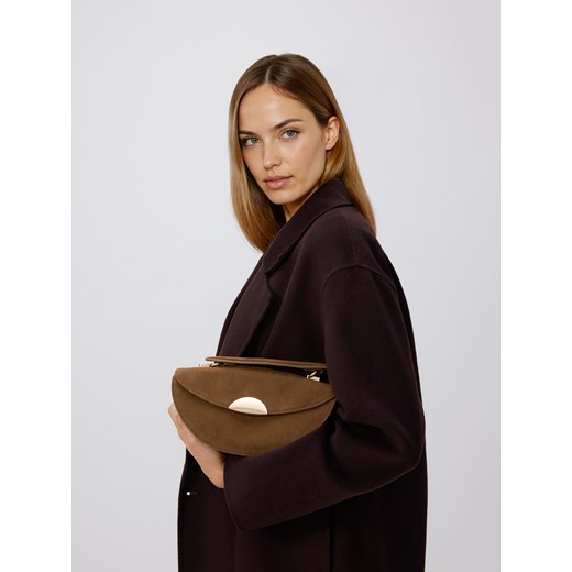 Reserved - Torebka z imitacji zamszu - beżowy ze sklepu Reserved w kategorii Listonoszki - zdjęcie 187337288