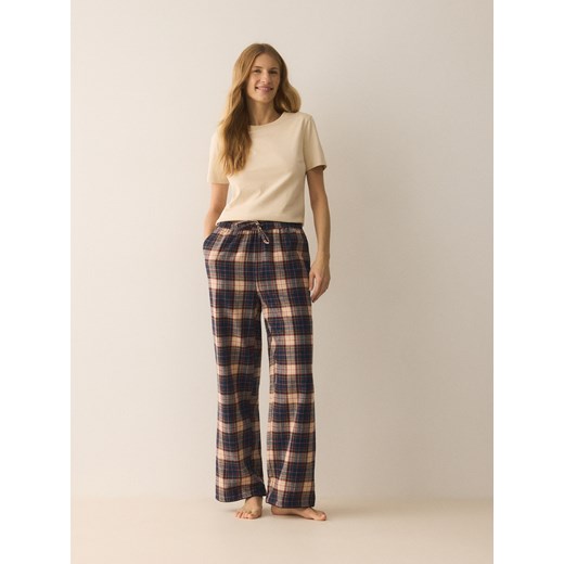 Reserved - Piżamowe spodnie w kratę - granatowy ze sklepu Reserved w kategorii Piżamy damskie - zdjęcie 187337368