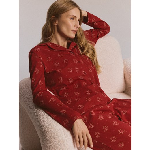 Reserved - Dwuczęściowa piżama ze świątecznym nadrukiem - czerwony ze sklepu Reserved w kategorii Piżamy damskie - zdjęcie 187338436