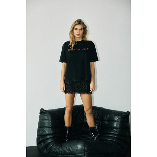 Noisy may Koszulka w kolorze czarnym ze sklepu Limango Polska w kategorii Bluzki damskie - zdjęcie 187340655