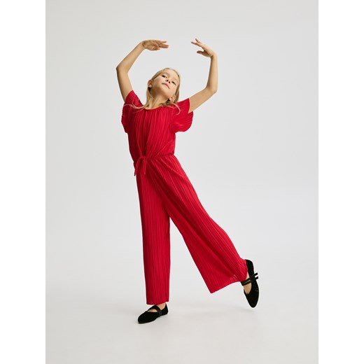 Reserved - Strukturalny kombinezon - czerwony ze sklepu Reserved w kategorii Kombinezony dziewczęce - zdjęcie 187347275