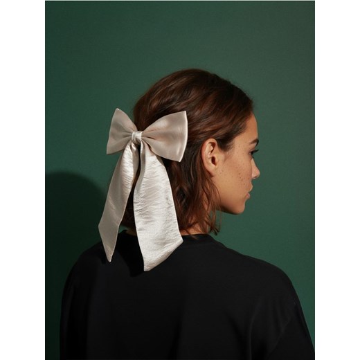 Sinsay - Spinka do włosów z kokardą - kremowy ze sklepu Sinsay w kategorii Spinki - zdjęcie 187348389
