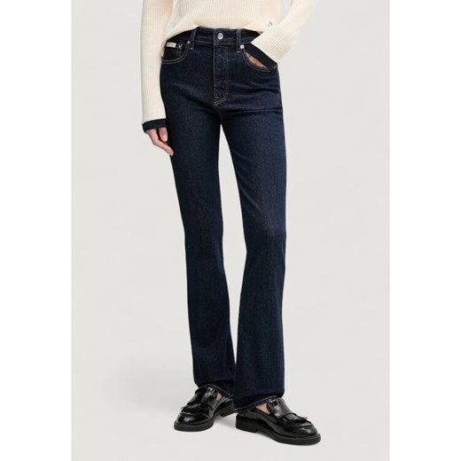 Calvin Klein Jeans Jeansy LV047D732G Granatowy Bootcut Fit ze sklepu MODIVO w kategorii Jeansy damskie - zdjęcie 187348625
