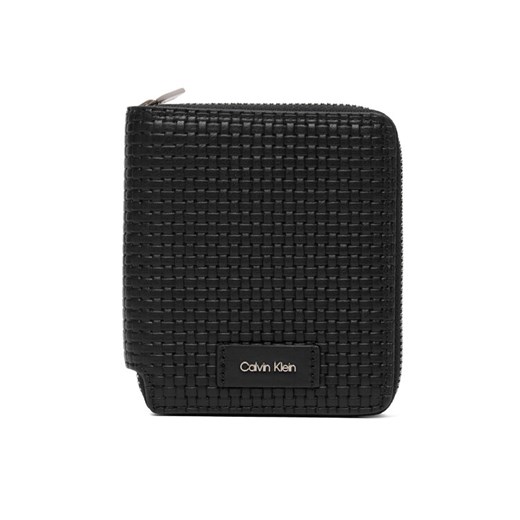 Portfel Calvin Klein Embossed Woven Zip Billfold LV04D1112G Czarny ze sklepu eobuwie.pl w kategorii Portfele męskie - zdjęcie 187352179