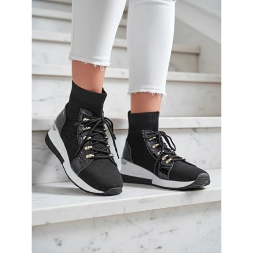 Klasczne Sneakersy Giulietta Czarne na Koturnie ze sklepu royalfashion.pl w kategorii Buty sportowe damskie - zdjęcie 187354698