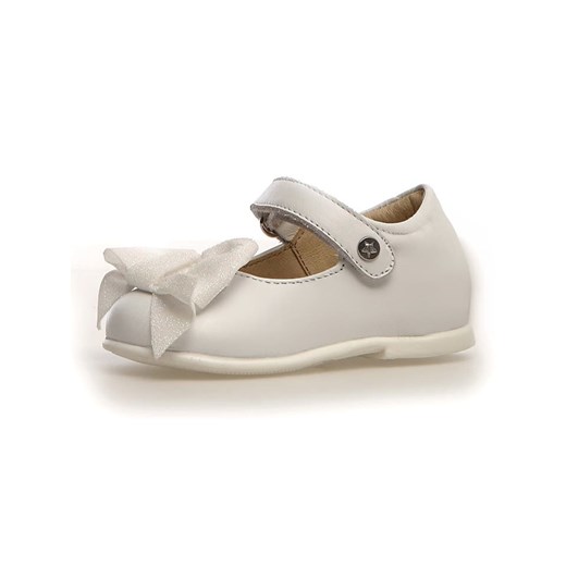 Naturino Skórzane baleriny &quot;Arabesque&quot; w kolorze białym ze sklepu Limango Polska w kategorii Balerinki dziecięce - zdjęcie 187355228