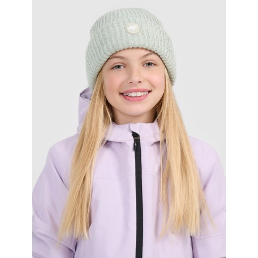 Dziewczęca czapka zimowa odblaskowa 4F 4FJRAW25ACAPF0750 - zielona ze sklepu Sportstylestory.com w kategorii Czapki dziecięce - zdjęcie 187358828