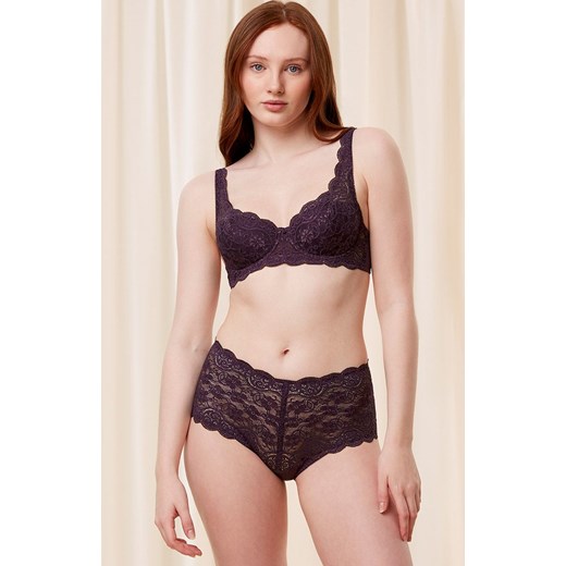 Triumph koronkowy biustonosz usztywniany Amourette 300 WHP X 10166798, Kolor bakłażan, Rozmiar 70A, Triumph ze sklepu Primodo w kategorii Biustonosze - zdjęcie 187360868