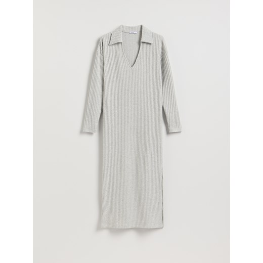 Reserved - Dzianinowa sukienka z wiskozą - jasnoszary ze sklepu Reserved w kategorii Sukienki - zdjęcie 187363476