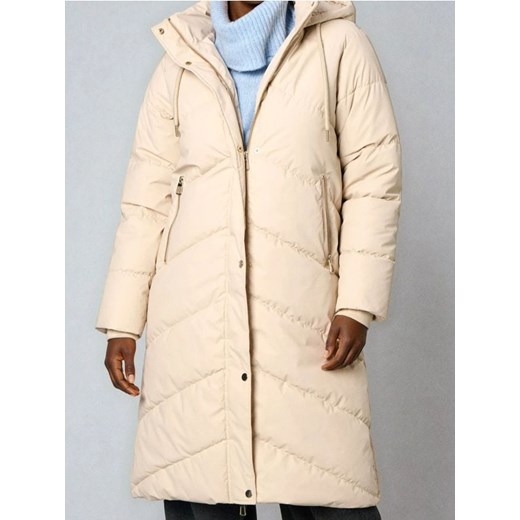 Sinsay - Pikowany płaszcz z kapturem - kremowy ze sklepu Sinsay w kategorii Płaszcze damskie - zdjęcie 187364637