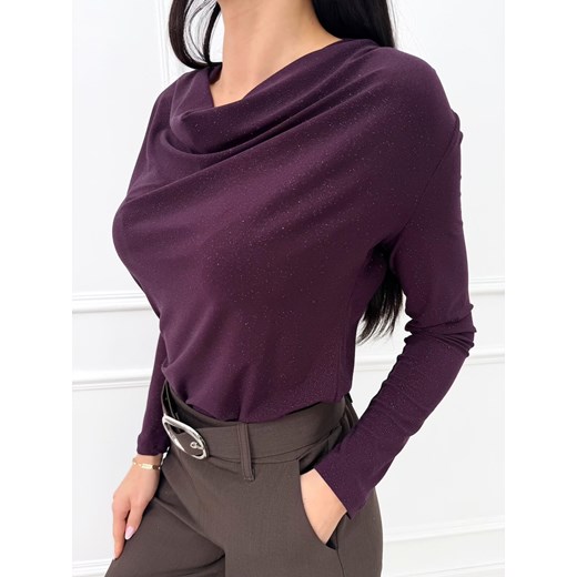 Śliwkowa Połyskująca Bluzka z Lejącym Dekoltem ze sklepu ModnaKiecka.pl w kategorii Bluzki damskie - zdjęcie 187365775