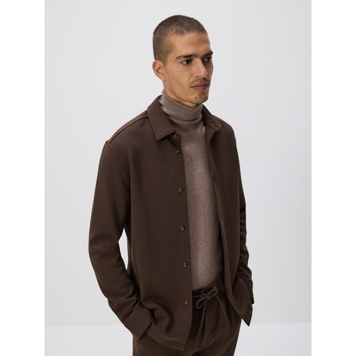 Reserved - Gładka koszula slim fit - brązowy ze sklepu Reserved w kategorii Koszule męskie - zdjęcie 187369776