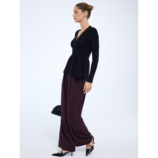 Mohito - Czarny sweter z falbaną - czarny Mohito M Mohito